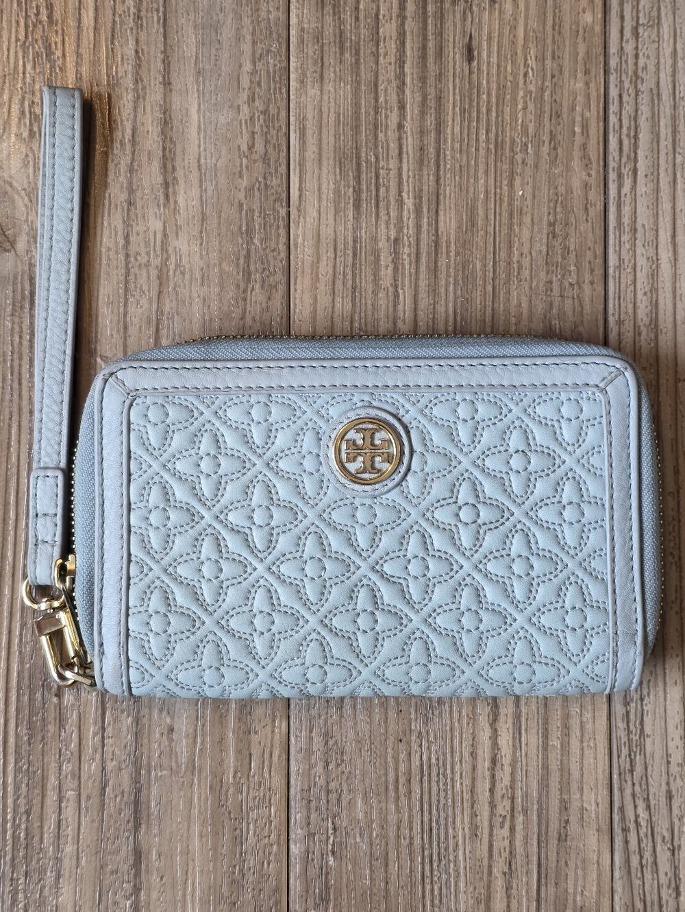 Tory Burch Quilted Leather Wristlet Wallet in Light Blue